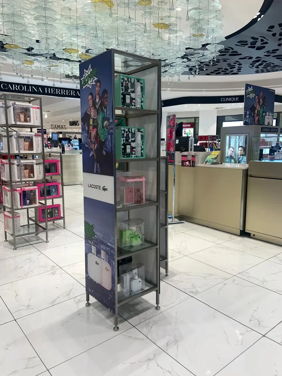 Material POP Lacoste